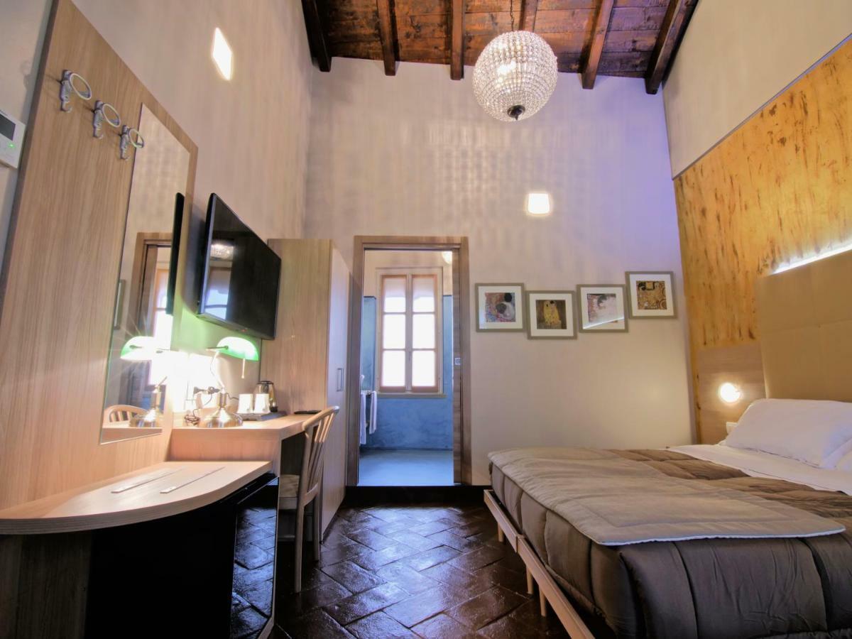 Locanda Papa Nene Osnago Exterior photo
