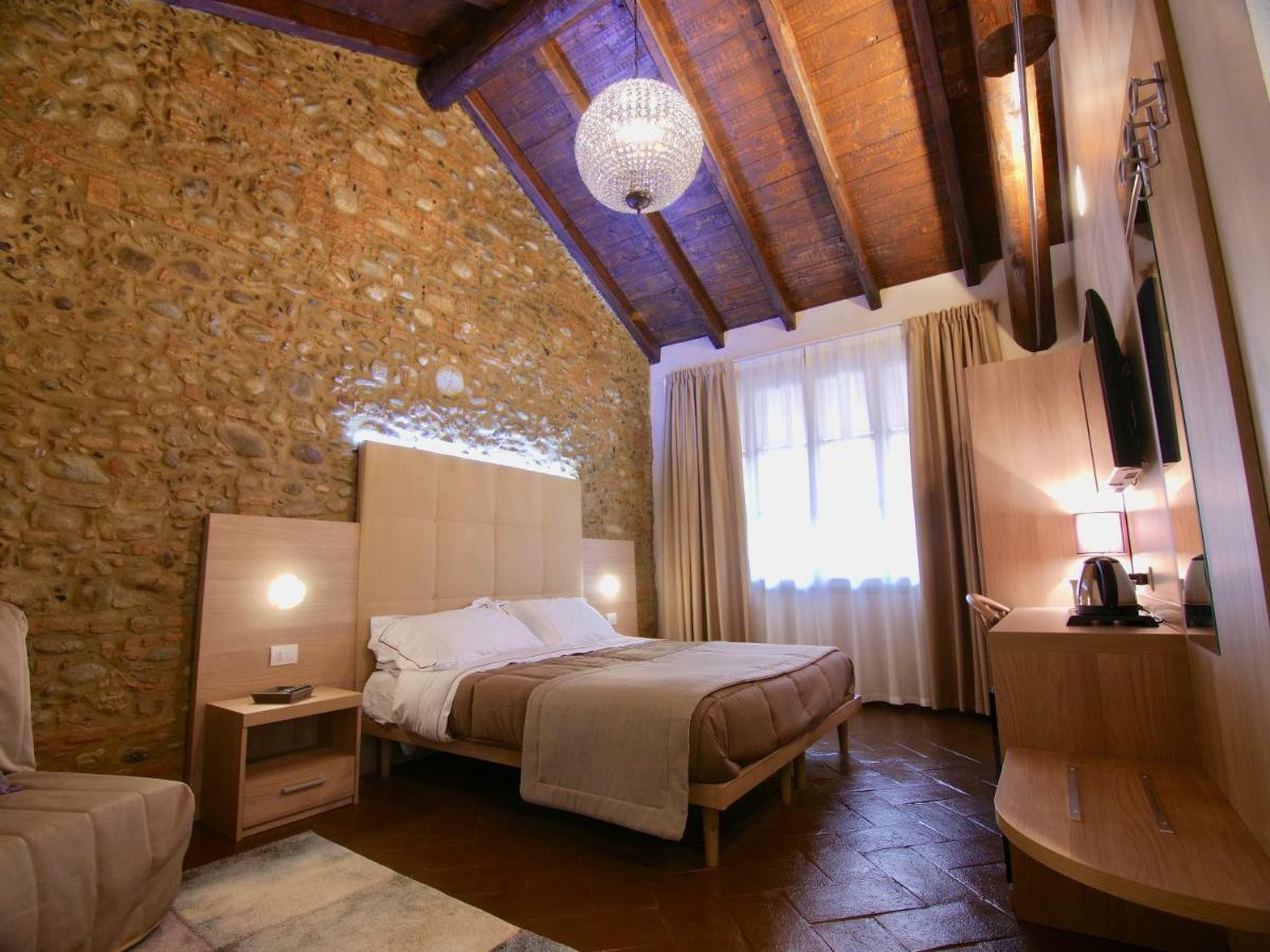Locanda Papa Nene Osnago Exterior photo